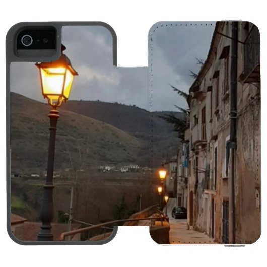 colori rilassanti e dettagli armoniosi. incipio iPhone Geldbeutel-Hülle (Folio Geöffnet)