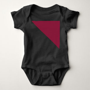 Colour Block Baby Bodysuit (Schwarz & Berry Red) Baby Strampler