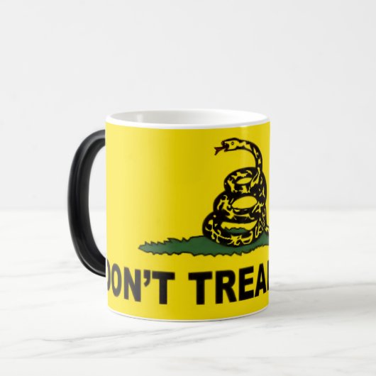 Colour Gadsden Flag Kaffee Tasse (Vorderseite Links)