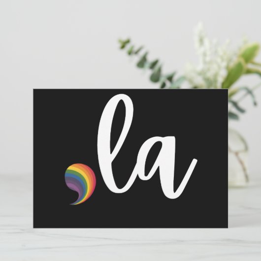 Coma La Kamala Harris Pride Rainbow LGBQ Gay Einladung (Stehend Vorderseite)