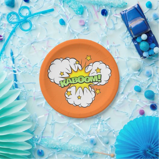 Comic Buch KABOOM! auf orangefarbenem Hintergrund Pappteller (Party)