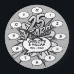 Comic Buch Pop Art 25. Silver Jubiläum Große Wanduhr<br><div class="desc">Personalisieren Sie mit Ihren Namen und Details zum 25-jährigen Jubiläum. Ein cooles,  trendiges und unterhaltsames Design,  das sogar noch mehr Wams,  Zap,  Pow zu einem besonderen Silberjubiläum macht.</div>