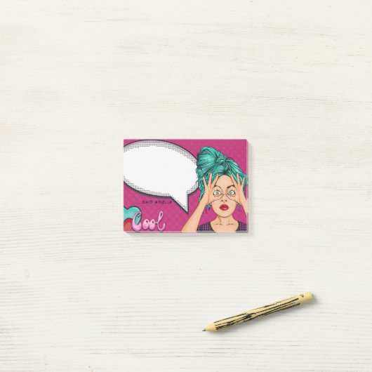 Comic Girl Pop Art Speech Blase Pink Personalisier Post-it Klebezettel (Auf Schreibtisch)