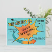 Comic Style Top Secret Überraschung Einladung (Stehend Vorderseite)