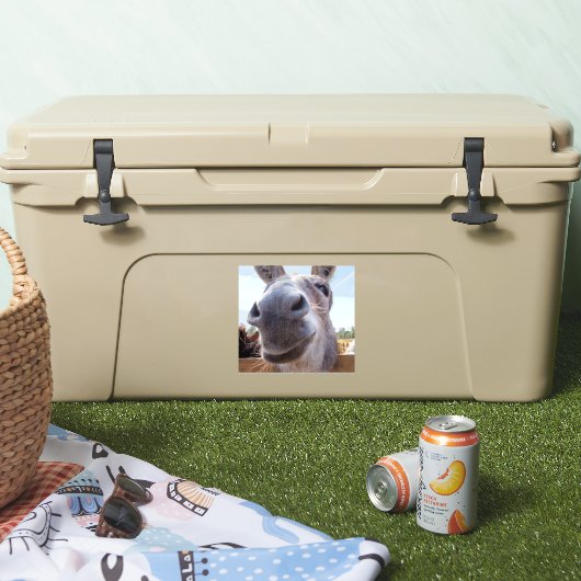 Comical Gray Smiling Donkey Aufkleber (Kühler)