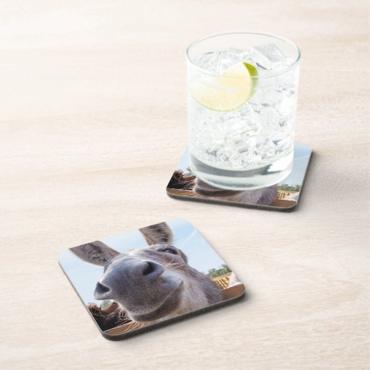 Comical Smiling Gray Donkey Getränkeuntersetzer (Rechte Seite)