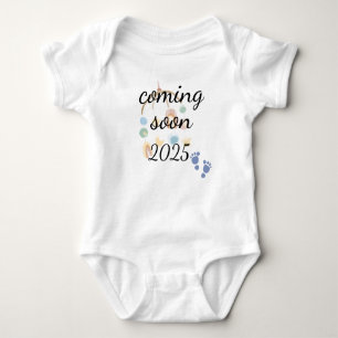 Coming soon baby announcement baby strampler