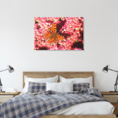 Comma Butterfly auf See Leinwanddruck (Insitu (Schlafzimmer))