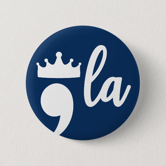 Comma La Harris Satzzeichen mit Crown 2024 Button (Vorderseite)