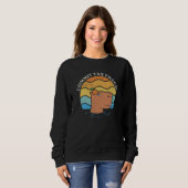 Commit Tax Fraud Tax Season Capybara Orange Retro Sweatshirt (Vorne ganz)
