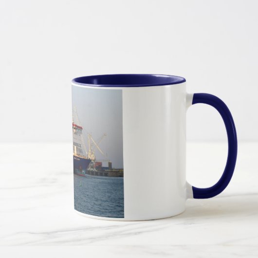 Commodore Clipper in St Peter Port, Guernsey Tasse (Rechts)
