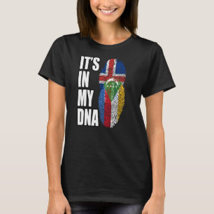 Comoran und isländische Misch-DNA-Kennzeichnung He T-Shirt