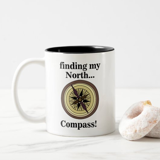 Compass Instrument Navigation Direction Funny Zweifarbige Tasse (Mit Donut)