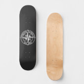 Compass Star Monogramm personalisierbares Emblem Skateboard (Vorderseite)