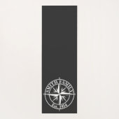 Compass Star Monogramm personalisierbares Emblem Yogamatte (Rückseite)
