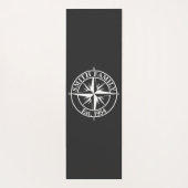 Compass Star Monogramm personalisierbares Emblem Yogamatte (Rückseite)