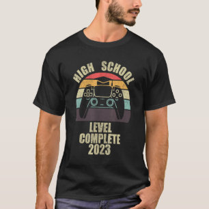 Complete Gamer Men-Abschluss für High School-Level T-Shirt