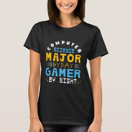 Computer scientists by day Gamers by night T-Shirt (Vorderseite)