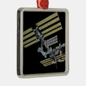 Computergenerierte Ansicht 11 Silbernes Ornament (Rechts)