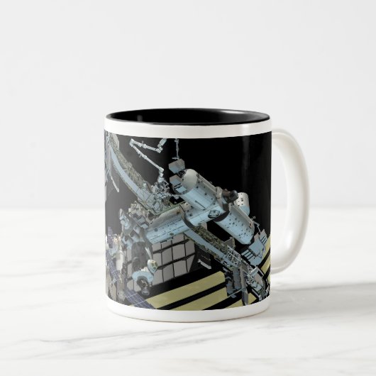 Computergenerierte Ansicht 12 Zweifarbige Tasse (VorderseiteRechts)