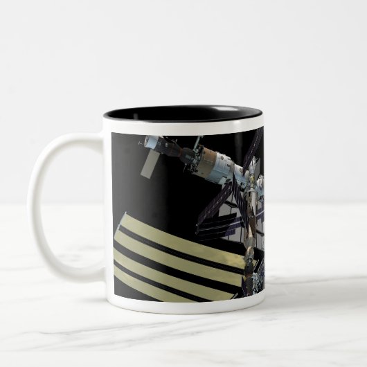 Computergenerierte Ansicht 14 Zweifarbige Tasse (Links)