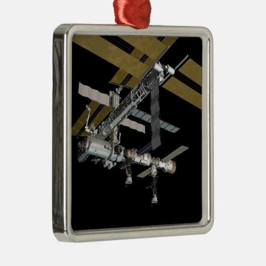 Computergenerierte Ansicht 17 Silbernes Ornament (Rechts)