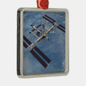 Computergenerierte Ansicht 22 Silbernes Ornament (Rechts)