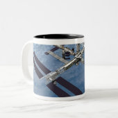 Computergenerierte Ansicht 22 Zweifarbige Tasse (Vorderseite Links)