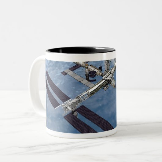 Computergenerierte Ansicht 22 Zweifarbige Tasse (Vorderseite Links)