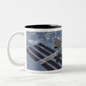 Computergenerierte Ansicht 27 Zweifarbige Tasse (Links)