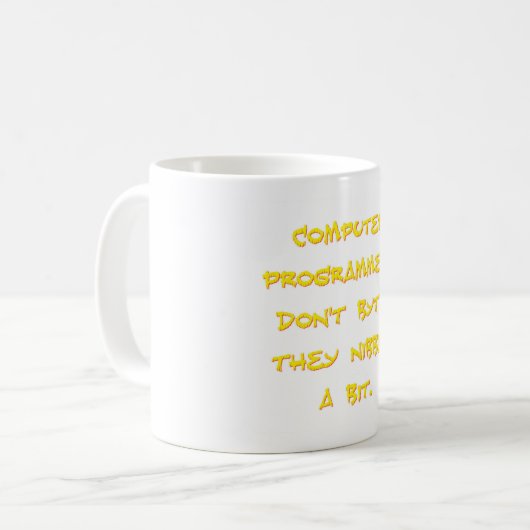 Computerprogrammierer geben sich nicht auf kaffeetasse (Vorderseite Links)