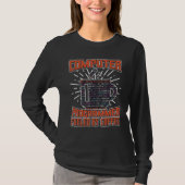 Computerprogrammierer mit Kaffee T-Shirt (Vorderseite)