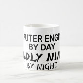 Computertechniker tödliches Ninja Kaffeetasse (Mittel)