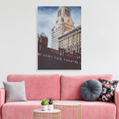 Con Edisons kurze Begegnung mit dem Markusplatz Leinwanddruck (Insitu (Wohnzimmer))