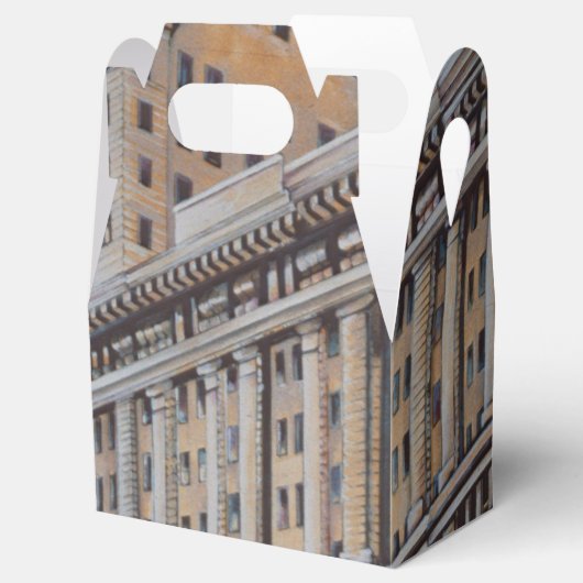 Con Edison's kurze Begegnung mit St. Mark's Geschenkschachtel (Geöffnet)