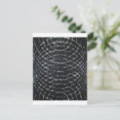 Concentric Black Ripples (schwarzer Minimalismus) Postkarte (Stehend Vorderseite)