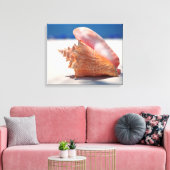 Conch Muschel am Strand 2 Leinwanddruck (Insitu (Wohnzimmer))