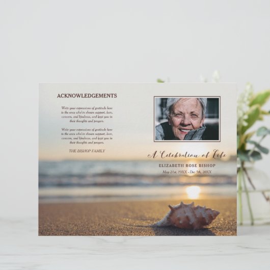 Conch on Beach Celebration of Life Funeral Program (Stehend Vorderseite)