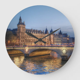 Conciergerie Große Wanduhr