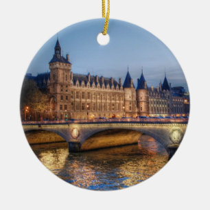 Conciergerie Keramikornament