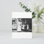 Coney Island Monkey Business Postkarte (Stehend Vorderseite)