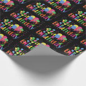 Confetti, Party Hats und Balloons Schwarzer Hinter Geschenkpapier (Ecke)