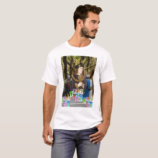 Confused King Richard III T-Shirt (Vorne ganz)