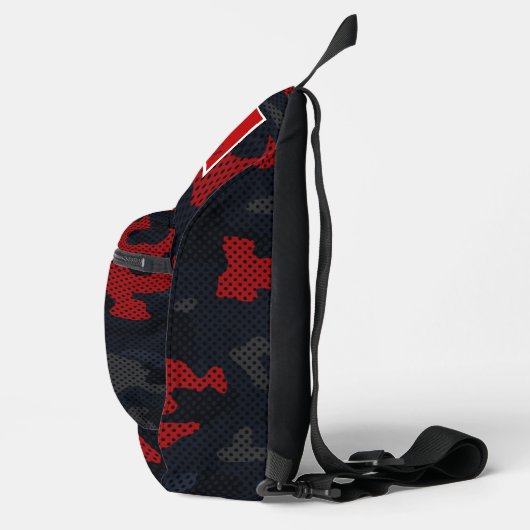 Connecticut Northern Husky Camo Crossbody Bag (Rechts)