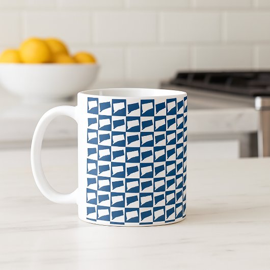 Connecticut State Silhouette Pattern in Blue White Kaffeetasse