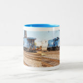 Conrail Diesel#1633 GP-15-1 Zweifarbige Tasse (Mittel)