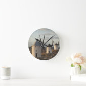Consuegra, antike Windmühlen La Mancha Runde Wanduhr (Zuhause)