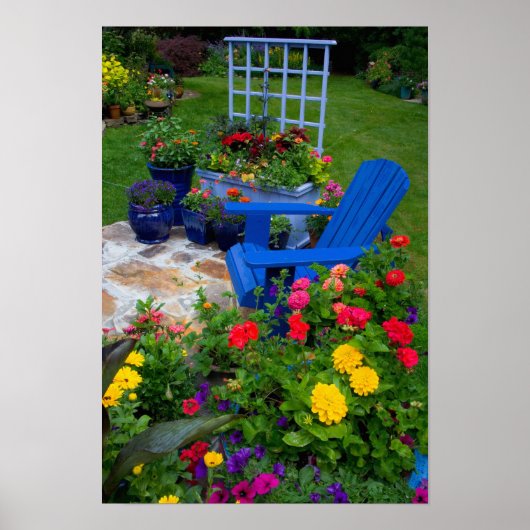 Container Garden Design mit blauem Stuhl in unsere Poster (Vorne)