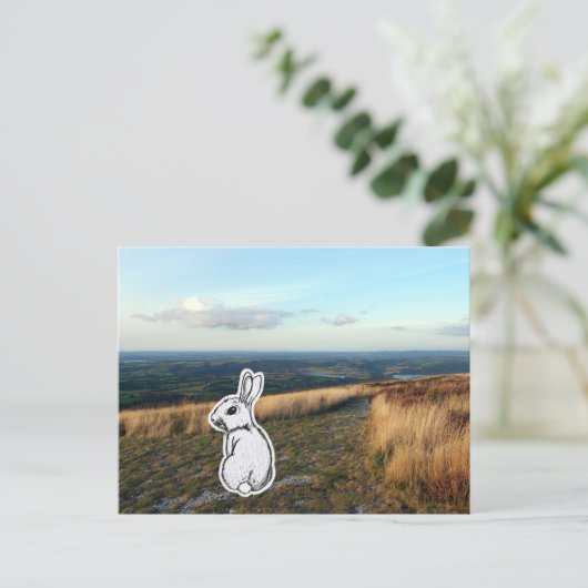 Contemplative Rabbit Postkarte (Stehend Vorderseite)