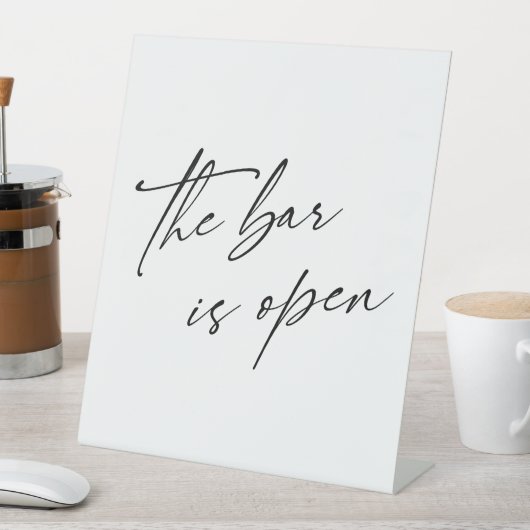 Contemporary Handwriting The Bar is Open Sockelschild (In Situ)